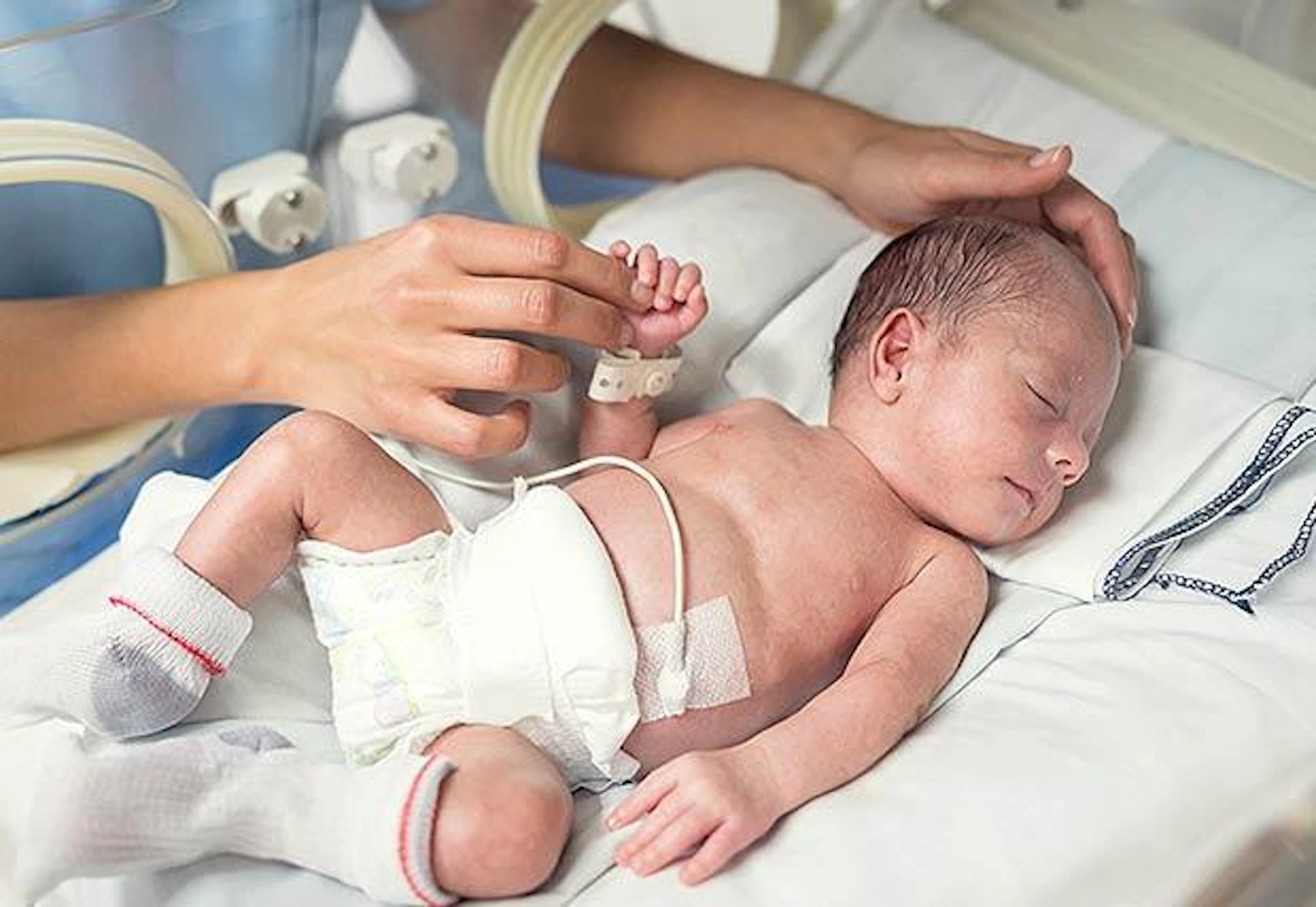 Gardă dublă la neonatologie