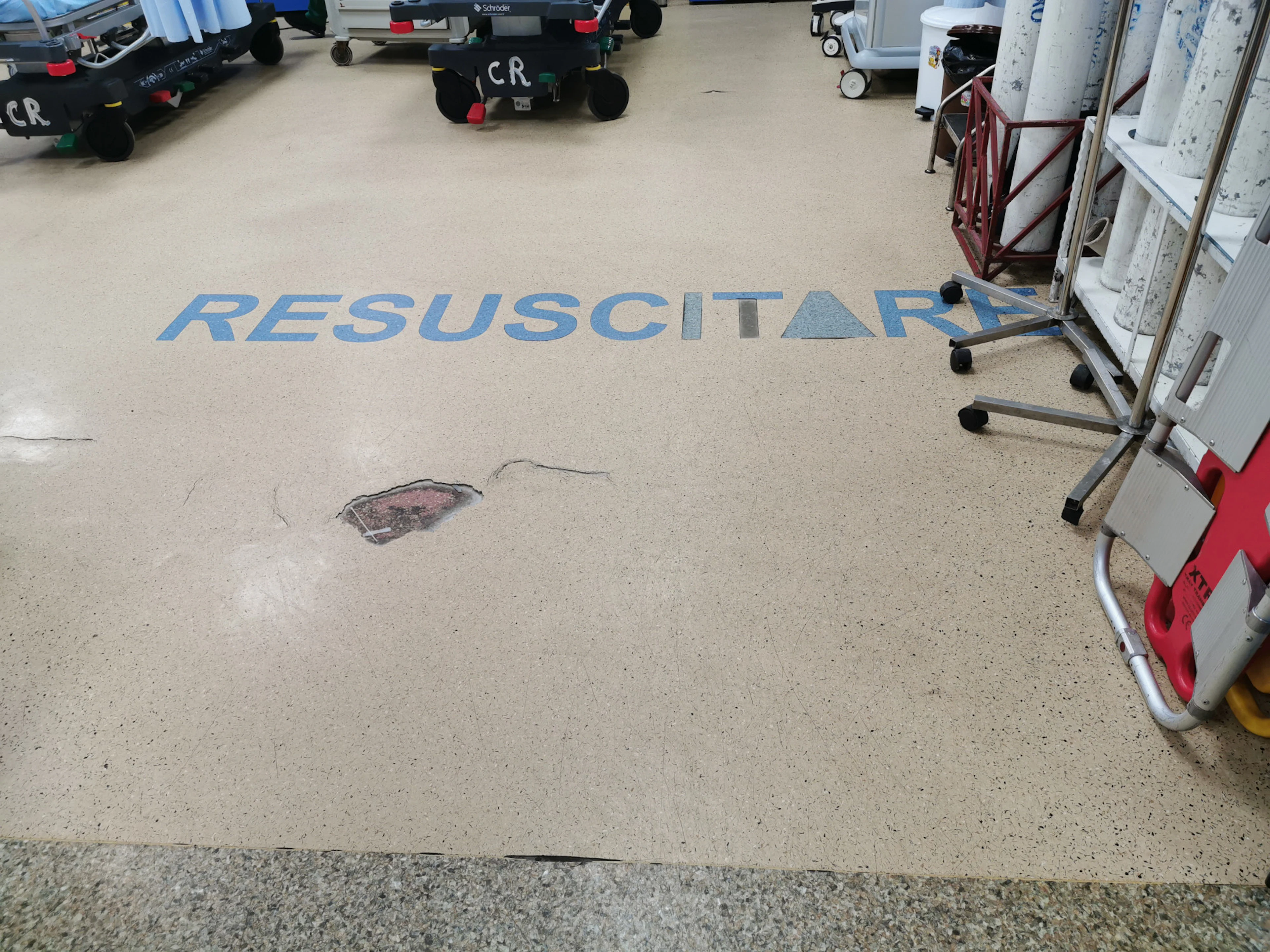 Unitatea de Primiri Urgențe a Spitalului Județean Constanța, după reabilitarea pardoselii